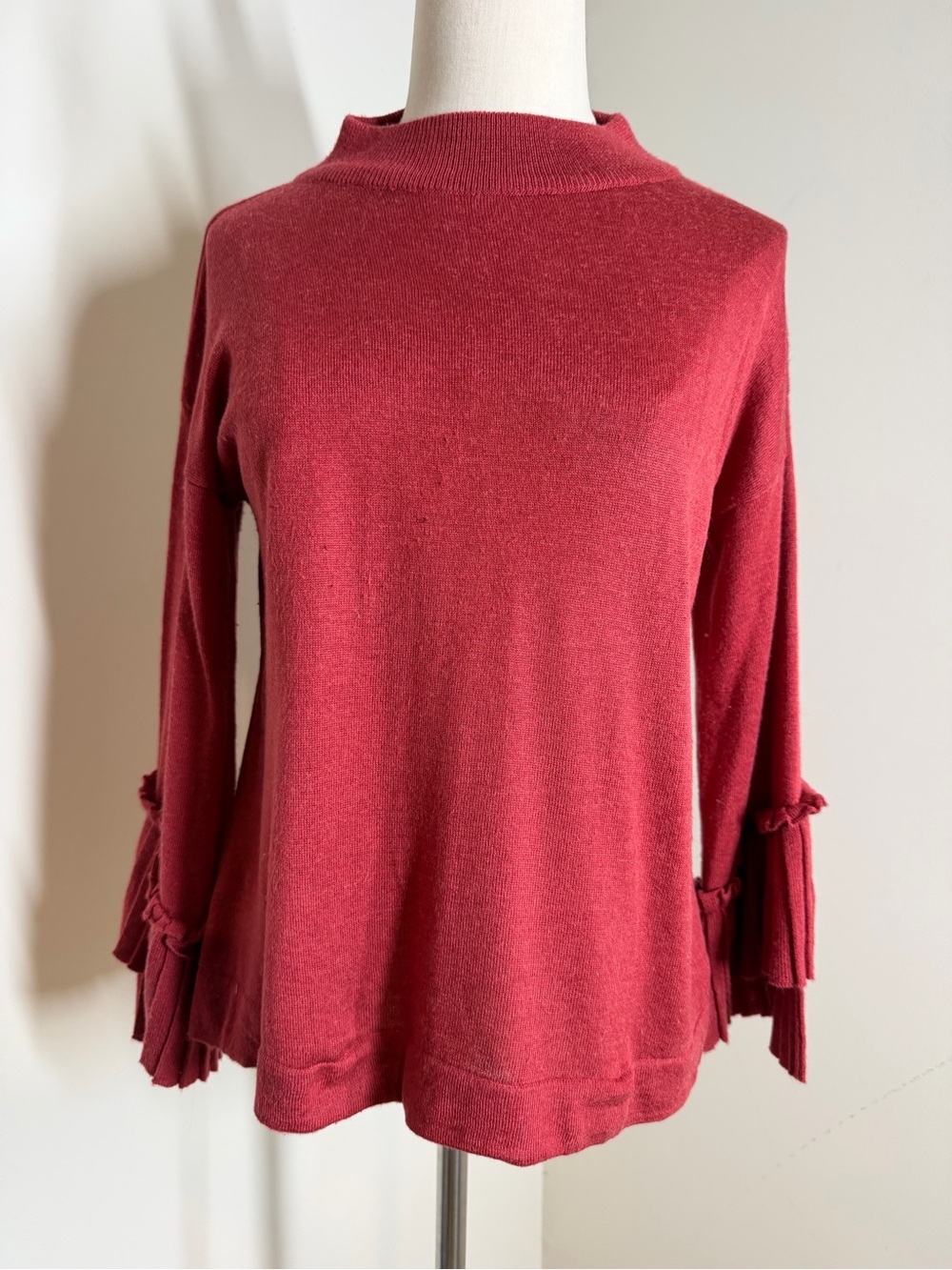 Anthropologie Eri + Ali Double Pleated Cuff - SZ S- Mock Neck Pullover Sweater